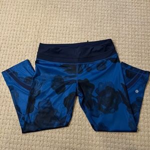 Vintage Lululemon Low Rise Crop Legging